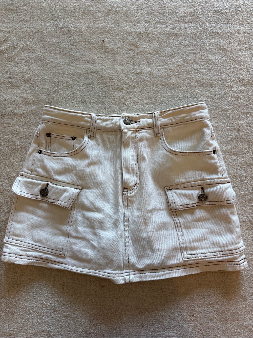 DISSH cargo mini skort white/cream size 6
